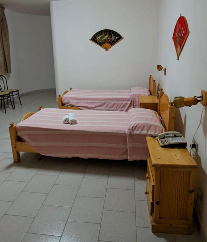 Hotel Panorama Badesi Esterno foto